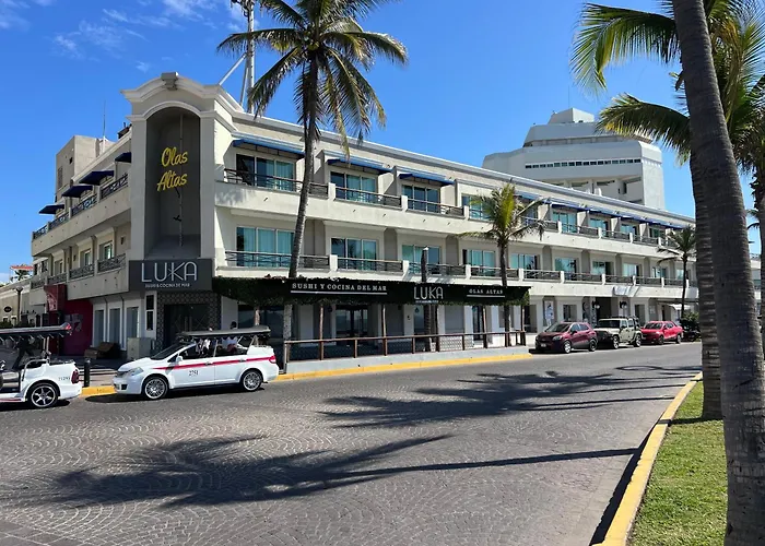 Hotel La Siesta Malecón Mazatlán